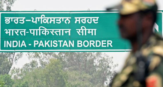 Indian military patrol India-Pakistan border