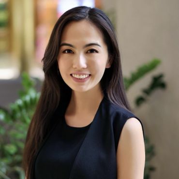 christina cai headshot