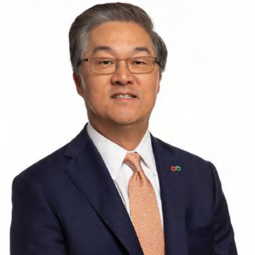 Bobby Kwon Headshot